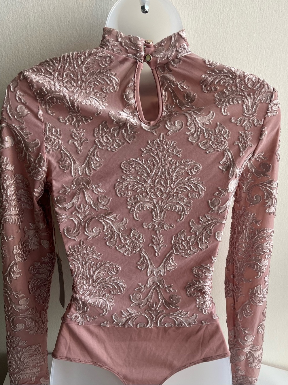 iris Dusty Rose Mock Neck Lace-Embroidered Long Sleeve Bodysuit Small Top New - Picture 4 of 6